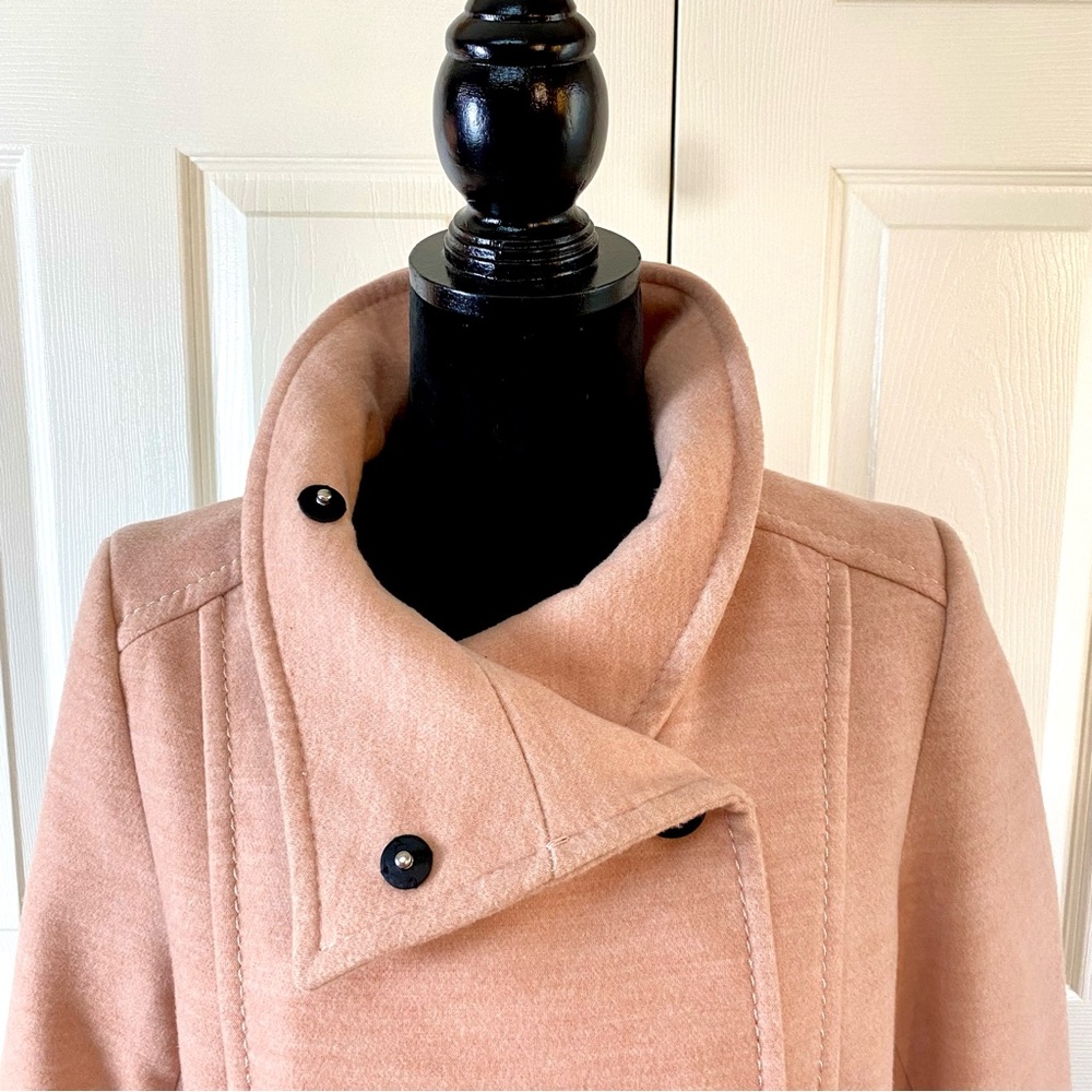 Beautiful H&M Double Breasted Coat in Light Pink - Picture 3 of 14